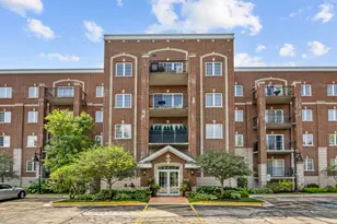 1479 N Milwaukee Ave, Libertyville, IL 60048 - Photo 1
