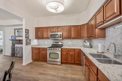 1479 N Milwaukee Avenue #307, Libertyville, IL 60048 - Photo 8