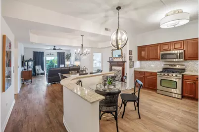 1479 N Milwaukee Avenue #307, Libertyville, IL 60048 - Photo 4