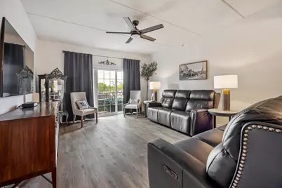 1479 N Milwaukee Avenue #307, Libertyville, IL 60048 - Photo 12
