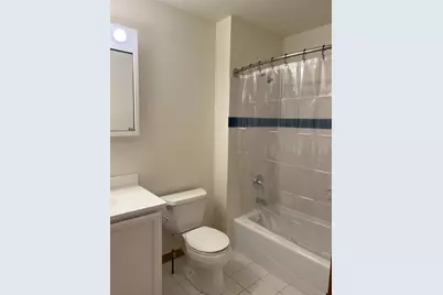 2135 Derby Court, Wheaton, IL 60189 - Photo 8