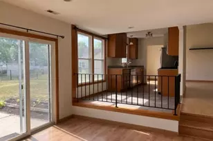 2135 Derby Ct, Wheaton, IL 60189 - Photo 4