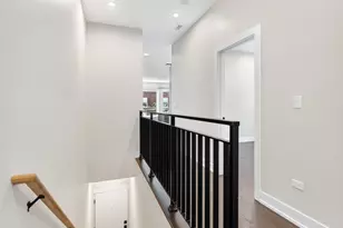 406 E 50th Pl, Chicago, IL 60615 - Photo 12