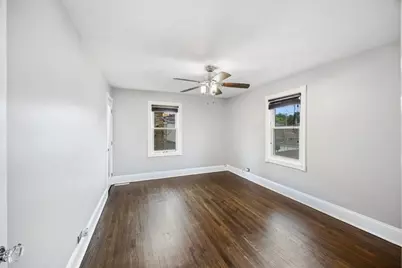 8121 S Fairfield Avenue, Chicago, IL 60652 - Photo 18