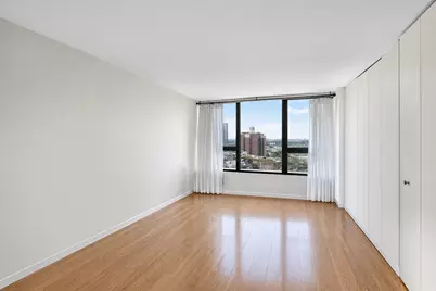 3930 N Pine Grove Avenue #1810, Chicago, IL 60613 - Photo 8