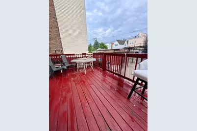 2933 N Lawndale Avenue, Chicago, IL 60618 - Photo 14