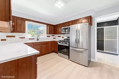 7056 Osage Road W, Long Grove, IL 60047 - Photo 6