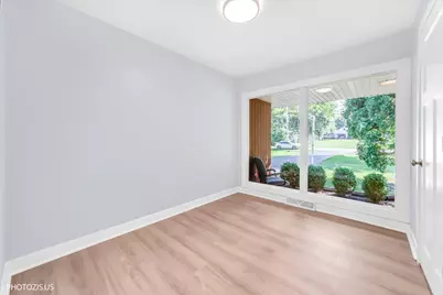 7056 Osage Road W, Long Grove, IL 60047 - Photo 10