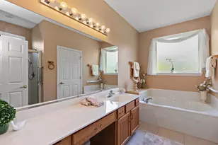 11936 Tuliptree Ln, Huntley, IL 60142 - Photo 14