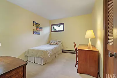 225 S Seymour Avenue, Mundelein, IL 60060 - Photo 18