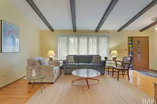 225 S Seymour Ave, Mundelein, IL 60060 - Photo 8