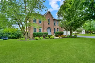 88 Open Pkwy S, Hawthorn Woods, IL 60047 - Photo 1