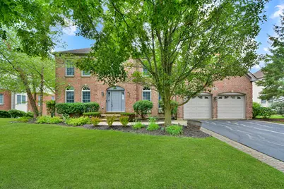 88 Open Parkway S, Hawthorn Woods, IL 60047 - Photo 2