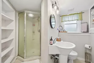 26W473 Parkway Dr, Winfield, IL 60190 - Photo 22