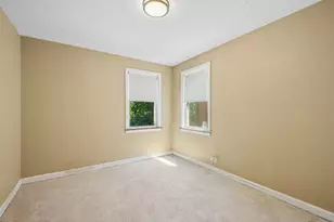 2904 W Fargo Ave, Chicago, IL 60645 - Photo 14