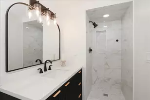 316 Ambleside Dr, Roselle, IL 60172 - Photo 20
