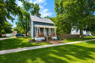 144 W Lincoln St, Seneca, IL 61360 - Photo 2
