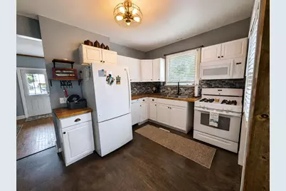 144 W Lincoln Street, Seneca, IL 61360 - Photo 8