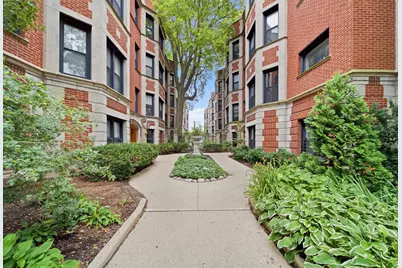 7639 N Eastlake Terrace #1D, Chicago, IL 60626 - Photo 2