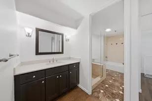 680 N Lake Shore Dr, Chicago, IL 60611 - Photo 8