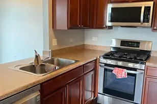 1134 Draper Rd, McHenry, IL 60050 - Photo 10