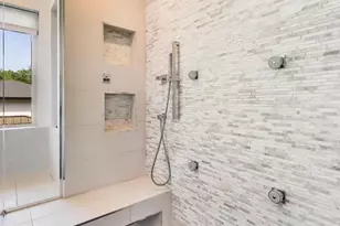 10 Picton Rd, Roselle, IL 60172 - Photo 28