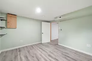 2123 N McAree Rd, Waukegan, IL 60087 - Photo 16