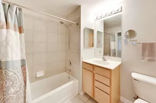 410 W Mahogany Ct, Palatine, IL 60067 - Photo 14