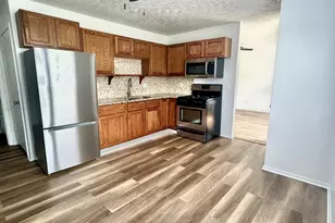 730 Woodlawn Ave, Rockford, IL 61103 - Photo 4