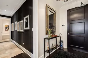 118 E Erie St, Chicago, IL 60611 - Photo 10