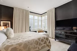 118 E Erie St, Chicago, IL 60611 - Photo 12