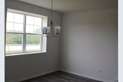 1601 Albany Street #1601, Grayslake, IL 60030 - Photo 4