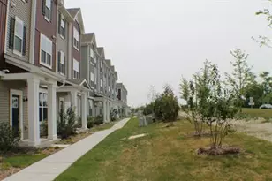 1601 Albany St, Grayslake, IL 60030 - Photo 2