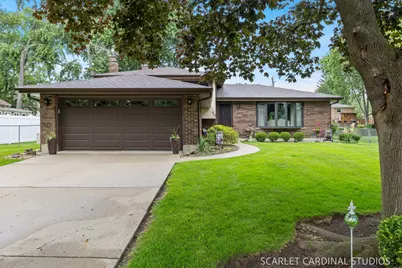 [Address not provided], Roselle, IL 60172 - Photo 2