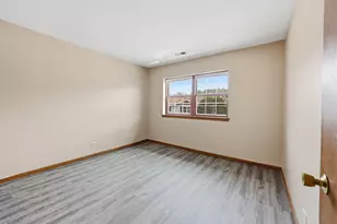 1141 Greenwood Cir, Woodstock, IL 60098 - Photo 14