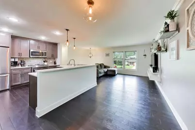 2167 Midhurst Road, Downers Grove, IL 60516 - Photo 8