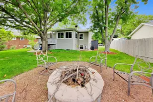 2167 Midhurst Rd, Downers Grove, IL 60516 - Photo 34