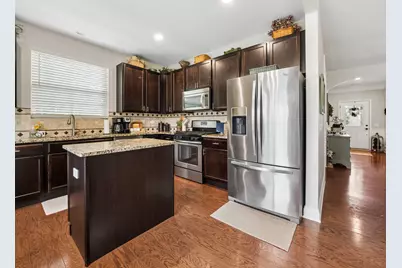 2751 Beacon Point Circle, Elgin, IL 60124 - Photo 10