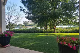 449 N Bay Tree Circle, Vernon Hills, IL 60061 - Photo 36