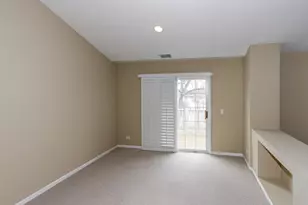 449 Bay Tree Cir, Vernon Hills, IL 60061 - Photo 16