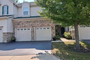 449 Bay Tree Cir, Vernon Hills, IL 60061 - Photo 1