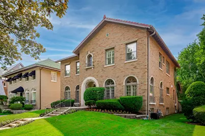 1135 N Kenilworth Avenue, Oak Park, IL 60302 - Photo 2