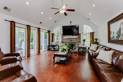 1803 N Mitchell Avenue, Arlington Heights, IL 60004 - Photo 8