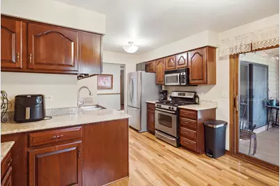 615 Waverly Drive #C, Elgin, IL 60120 - Photo 4