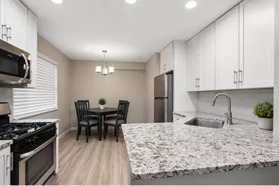 17204 71st Avenue #4, Tinley Park, IL 60477 - Photo 4