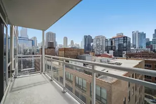 757 N Orleans St, Chicago, IL 60654 - Photo 18