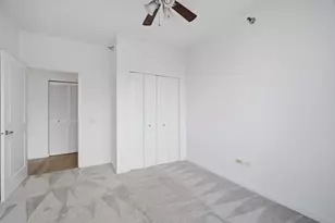 757 N Orleans St, Chicago, IL 60654 - Photo 14