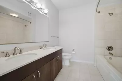 757 N Orleans Street #1012, Chicago, IL 60654 - Photo 16