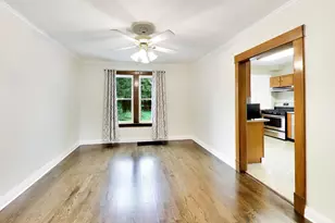 315 Douglas Ave, Waukegan, IL 60085 - Photo 8