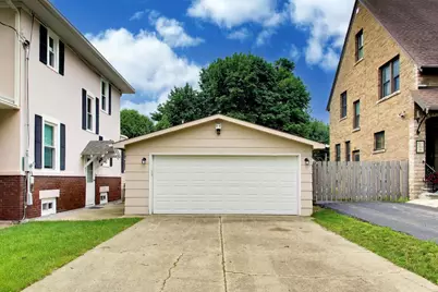315 Douglas Avenue, Waukegan, IL 60085 - Photo 36
